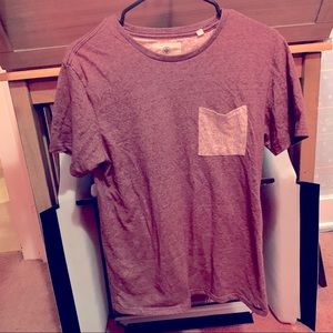 Men’s Small T-Shirt w/ Front Pocket
